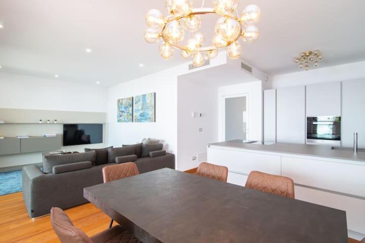 Portopiccolo Luxury Penthouse Apartment ซิสเตียนา ภายนอก รูปภาพ